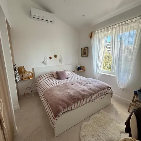 Chambre Chez L'Habitant Privatunterkunft *