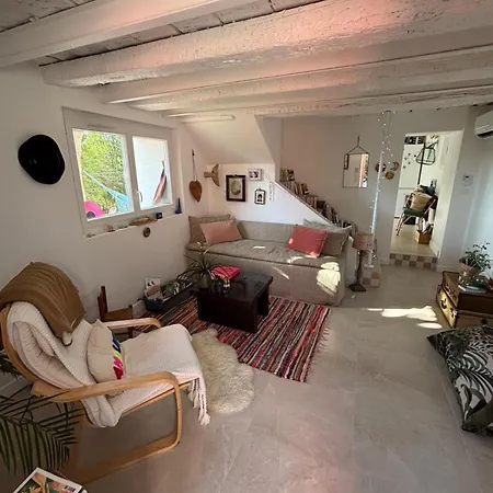 Chambre Chez L'Habitant בית אירוח